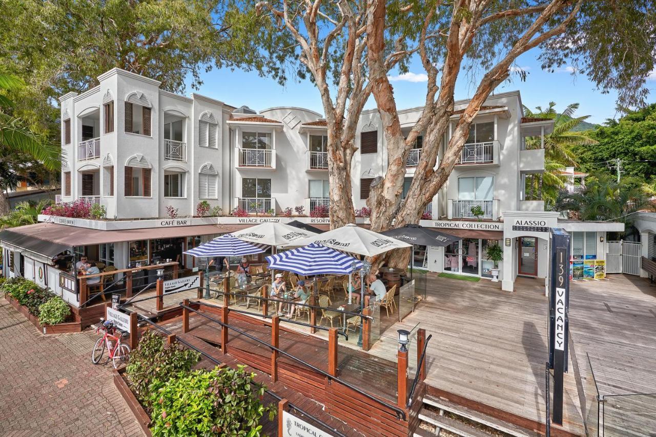 Alassio Beachfront Apartments Palm Cove Exteriör bild