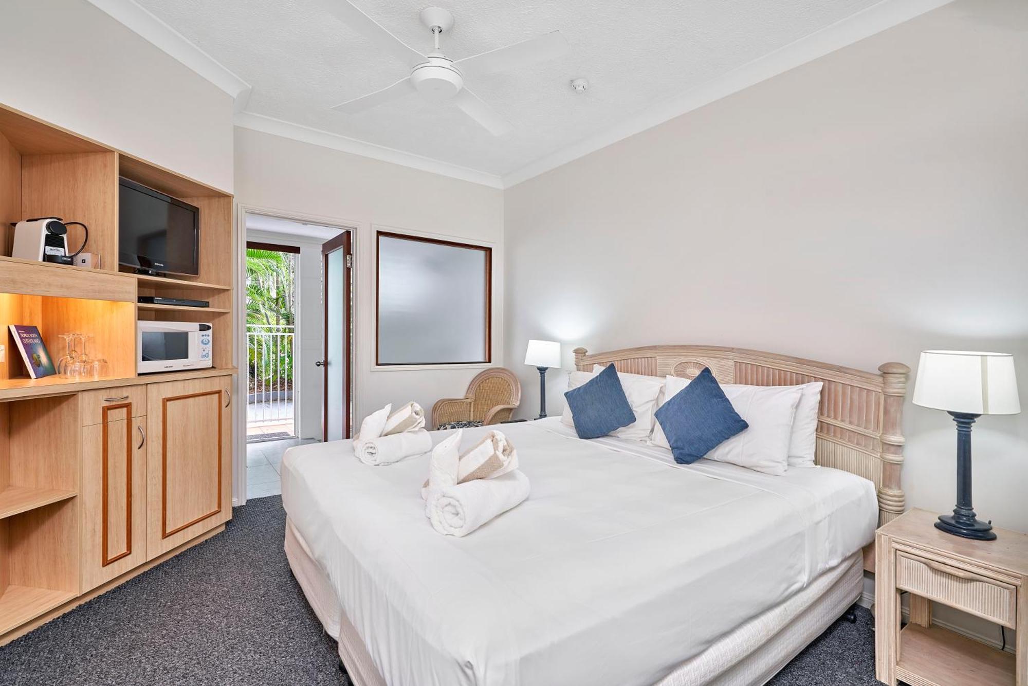 Alassio Beachfront Apartments Palm Cove Rum bild