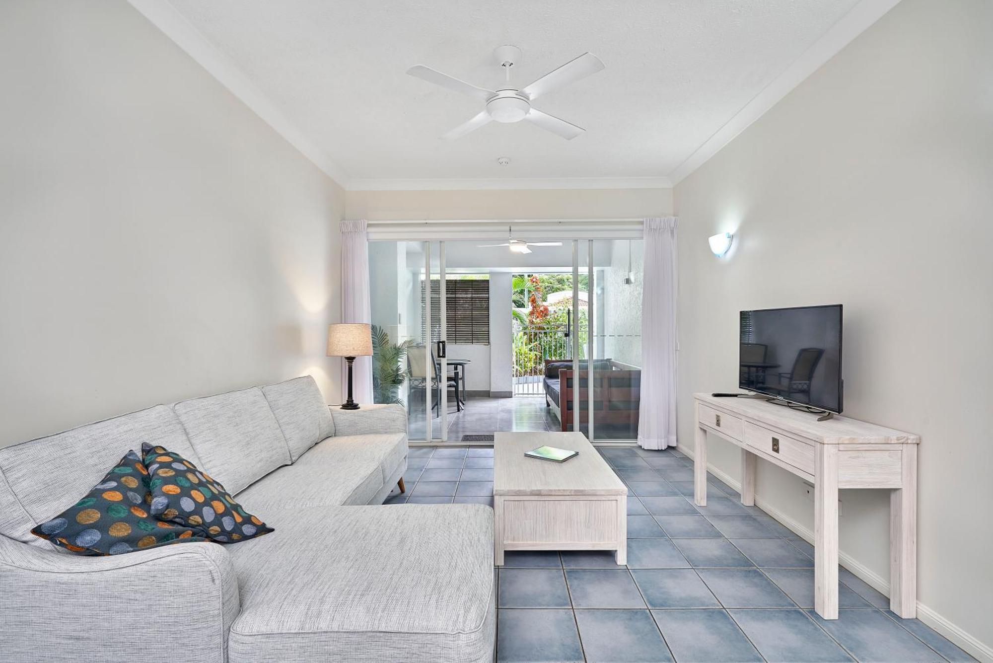 Alassio Beachfront Apartments Palm Cove Rum bild