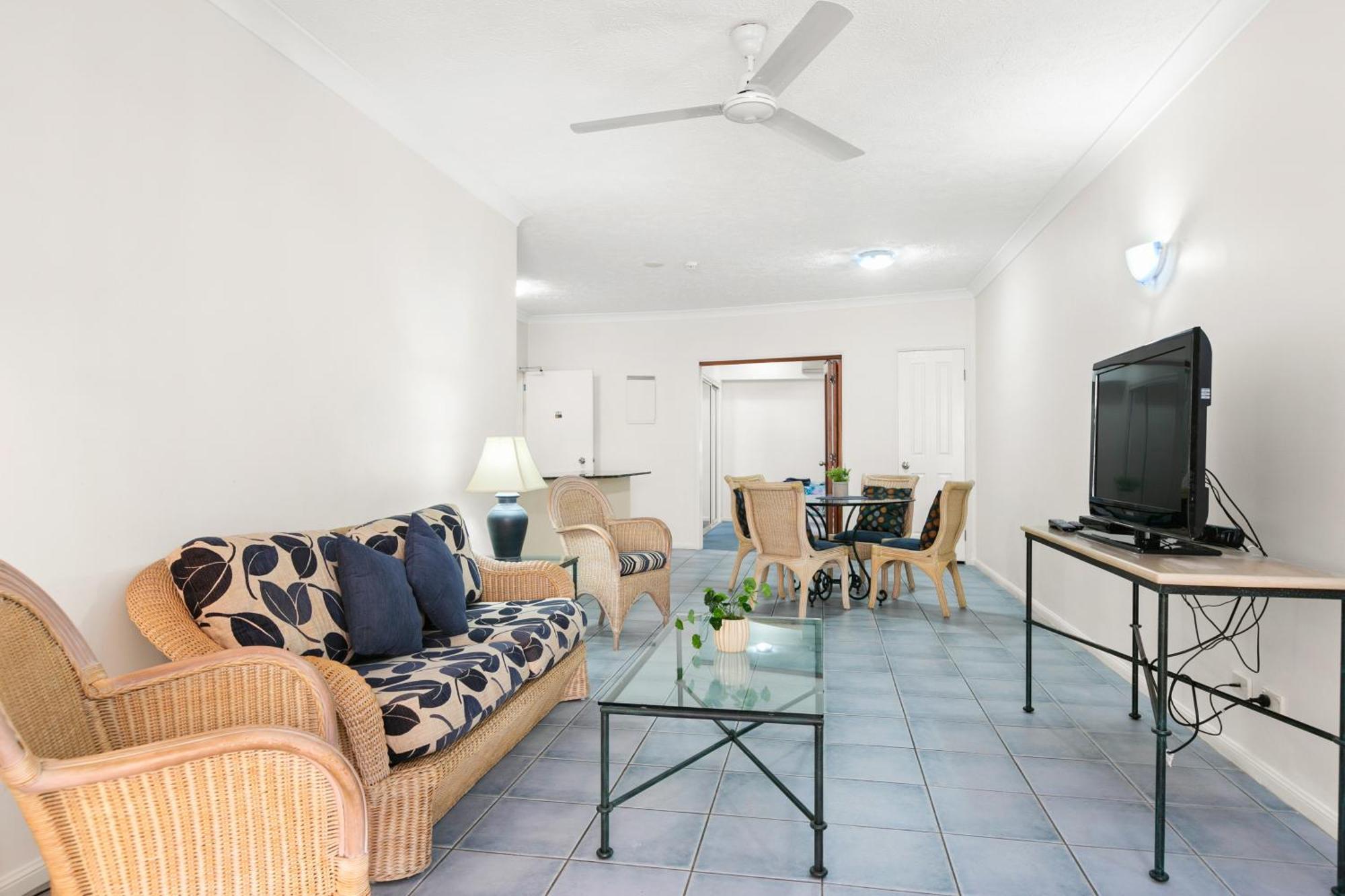 Alassio Beachfront Apartments Palm Cove Rum bild