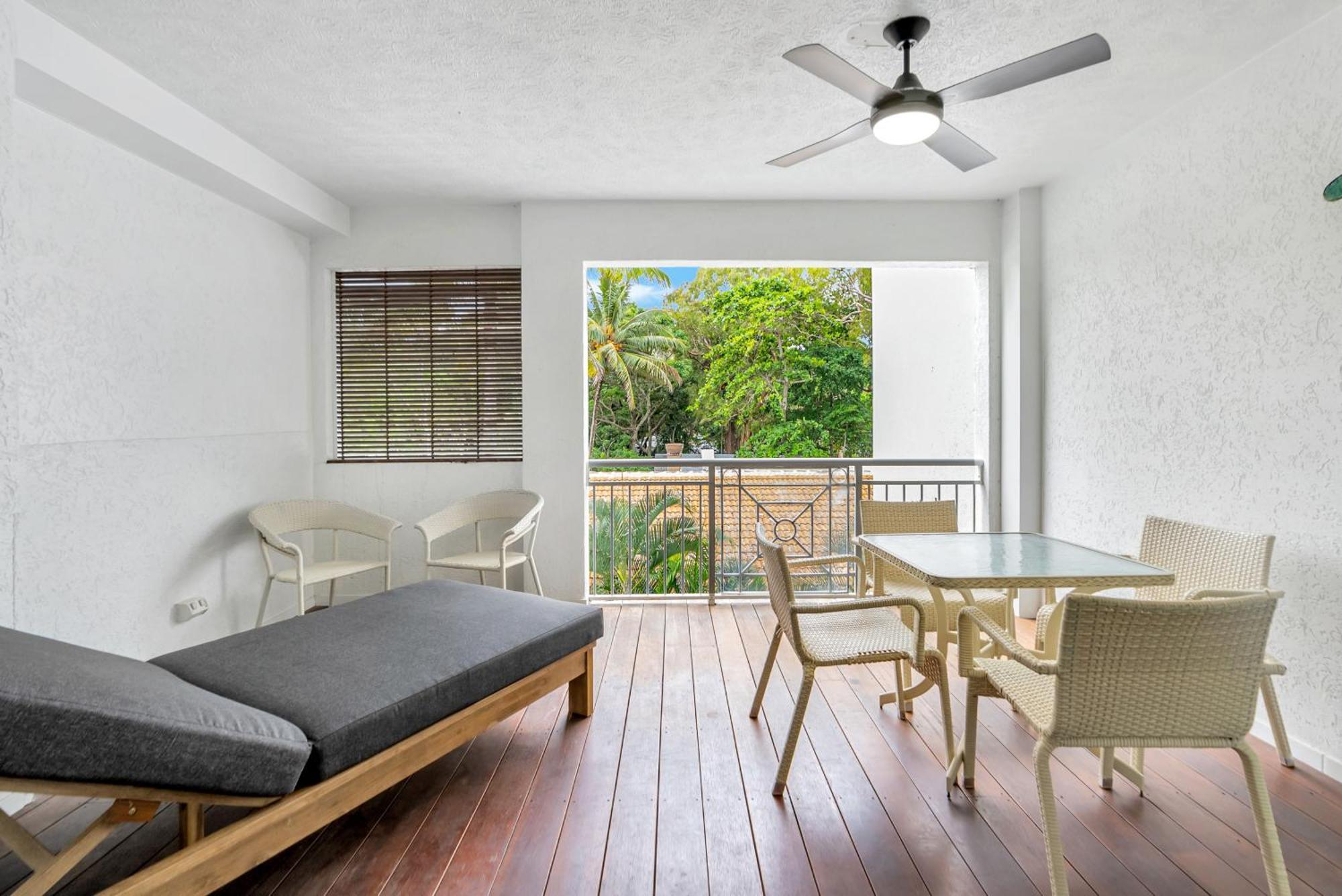 Alassio Beachfront Apartments Palm Cove Rum bild